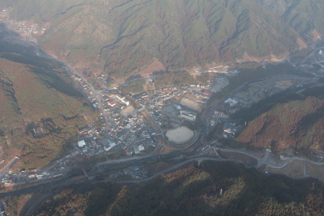 古湯の町を上空より